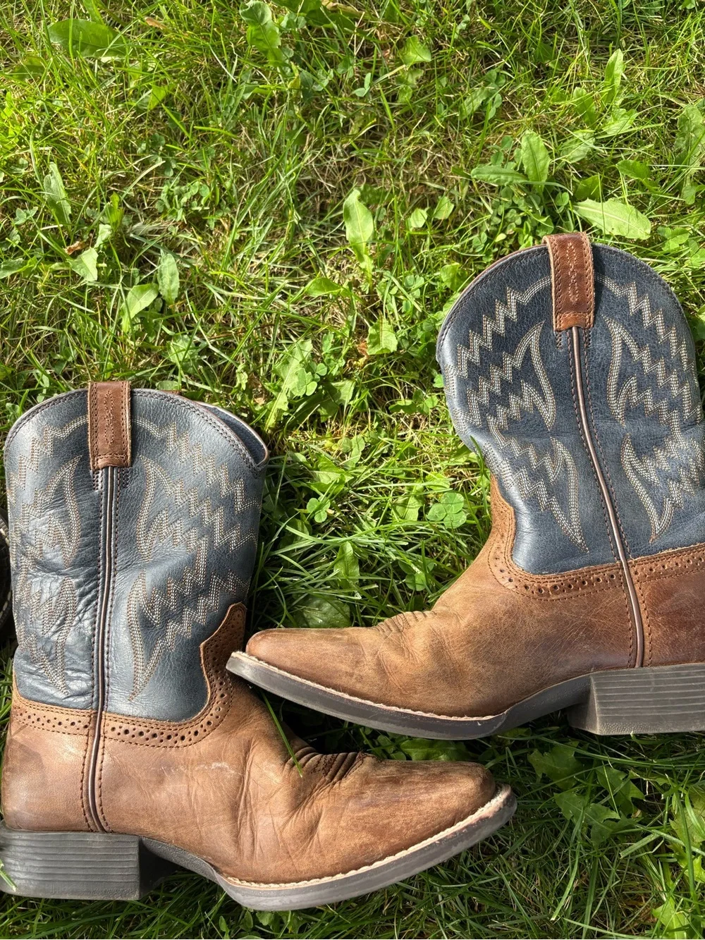 Ariat Tycoon Western Cowboy Boots Kids Youth Size 4 Brown Blue Leather